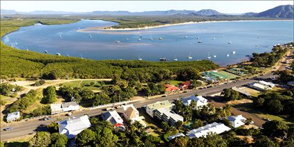 Cooktown CBD - QLD T (PBH4 00 14297)